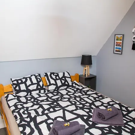 Naphoz Holddal Apartman Kisapáti